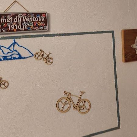 Mon Ventoux Villa Modene Eksteriør bilde