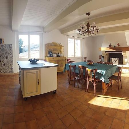 Mon Ventoux Villa Modene Eksteriør bilde